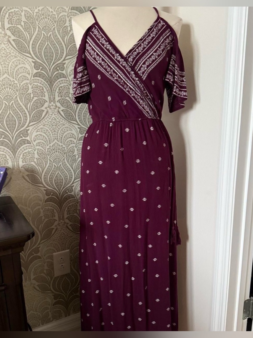 Xhilaration Cold-Shoulder Maxi Dress in Plum with White Embroidery